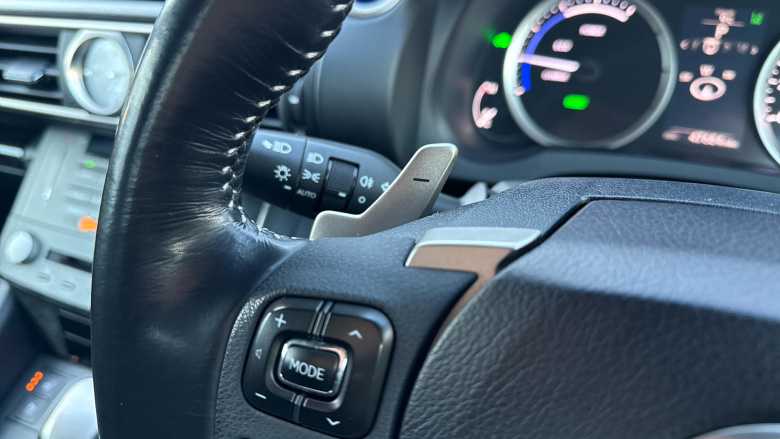 Lexus Rc 300h 2.5 Premier 2dr CVT Hybrid Coupe